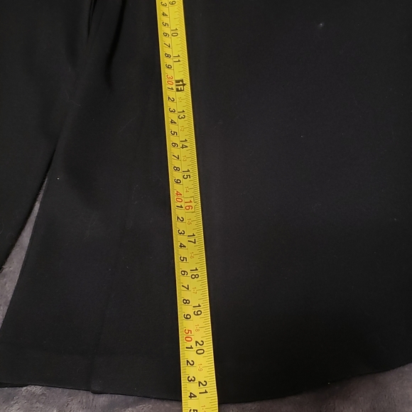 Aritzia Babaton Japanese Crop Sleeve Black Top Size XS - Picture 6 of 8